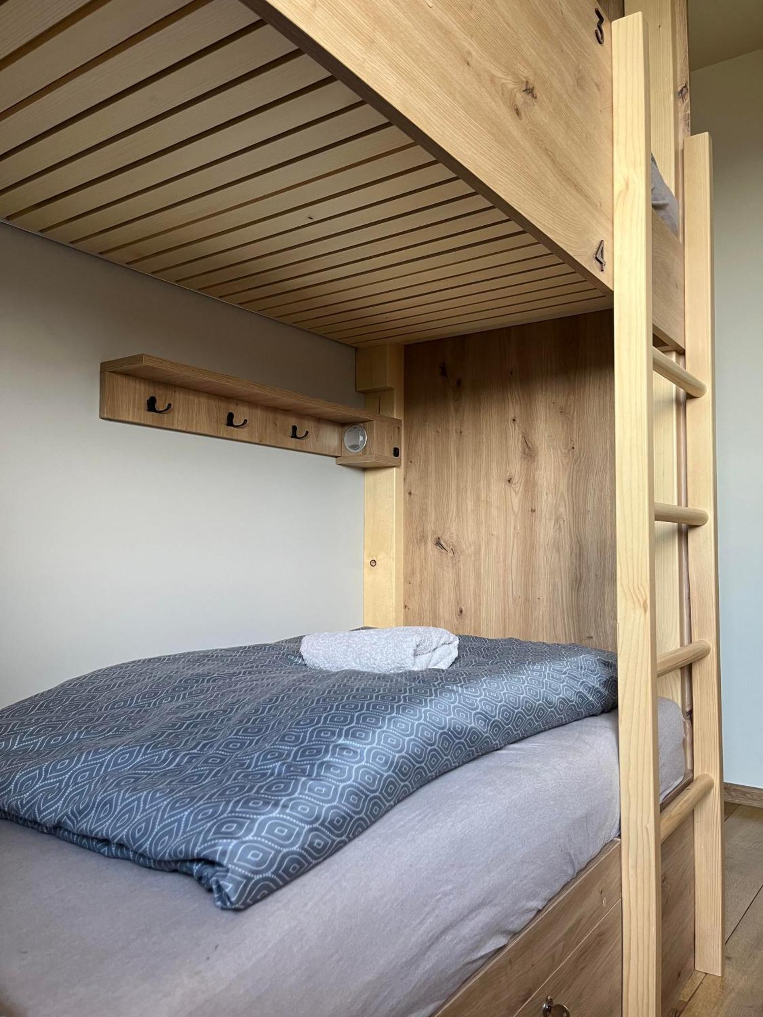 Sherpa'S Hostel High Tatras Štrbské Pleso Zewnętrze zdjęcie