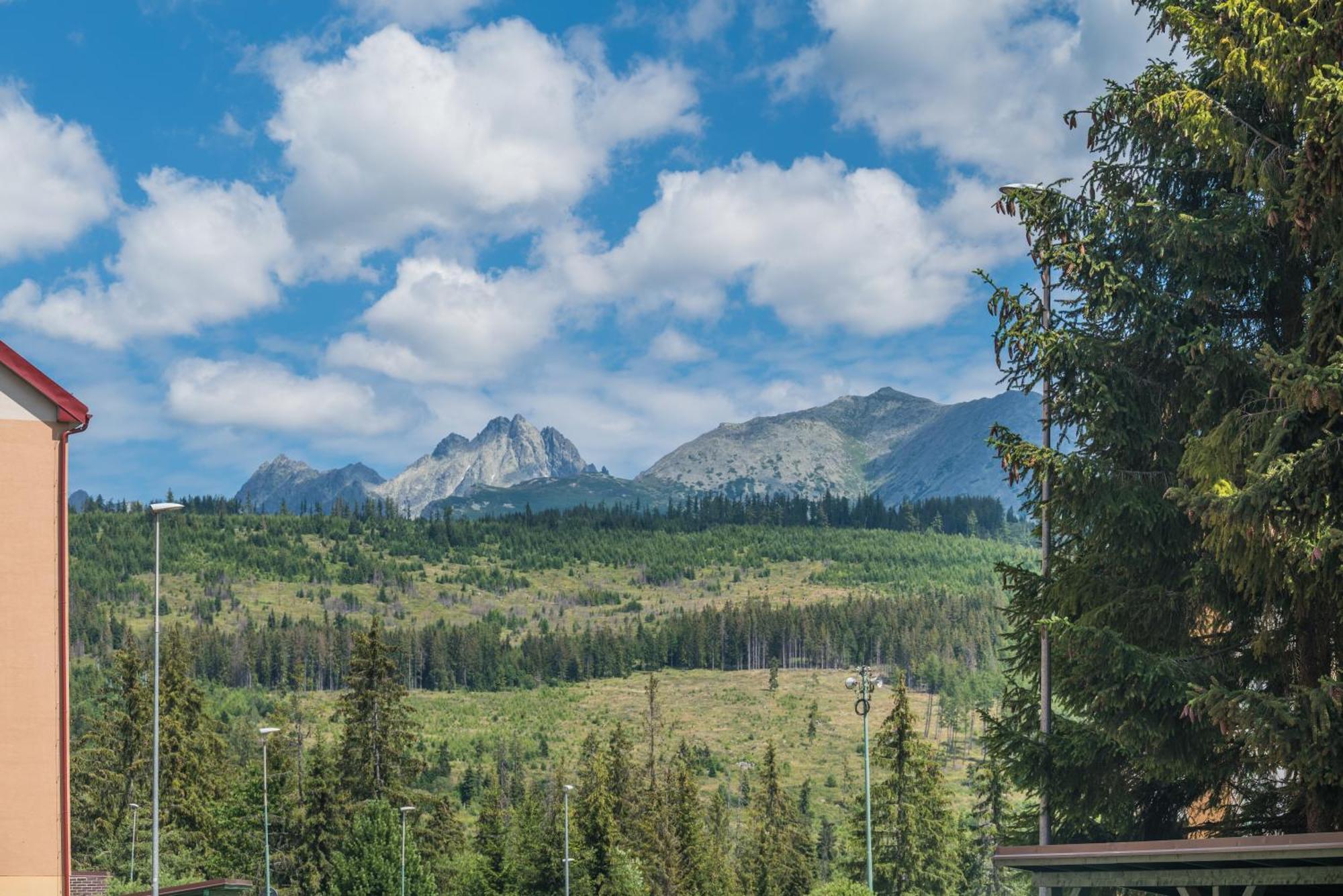 Sherpa'S Hostel High Tatras Štrbské Pleso Zewnętrze zdjęcie